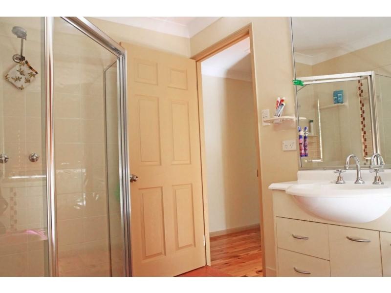 34 President Terrace, Macleay Island QLD 4184