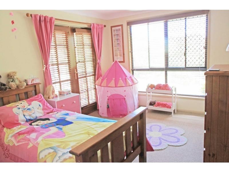 34 President Terrace, Macleay Island QLD 4184