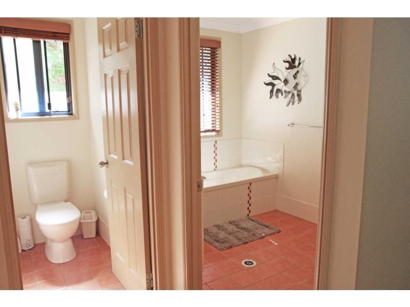 34 President Terrace, Macleay Island QLD 4184