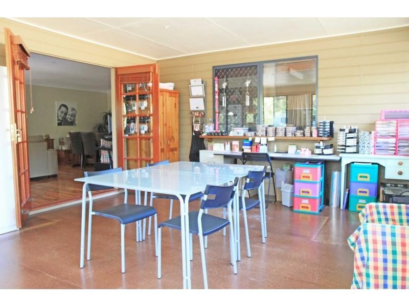 34 President Terrace, Macleay Island QLD 4184