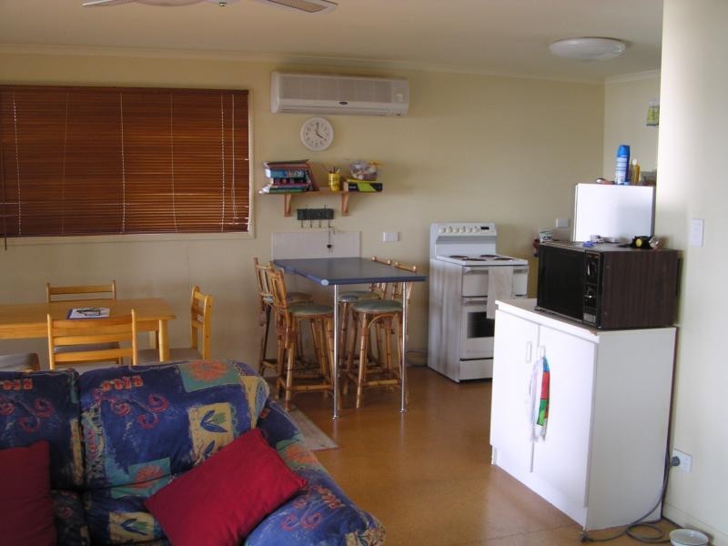 15 Coast Road, Macleay Island QLD 4184
