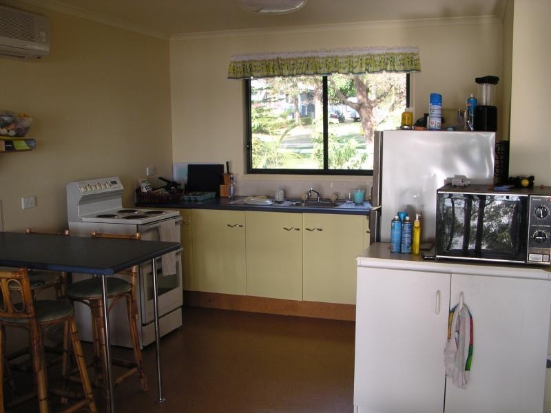 15 Coast Road, Macleay Island QLD 4184