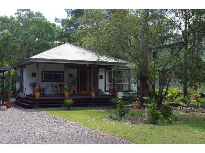 56 Alexander Street, Macleay Island QLD 4184