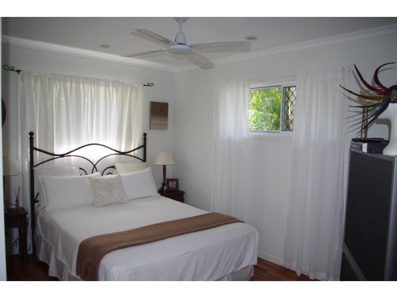 56 Alexander Street, Macleay Island QLD 4184