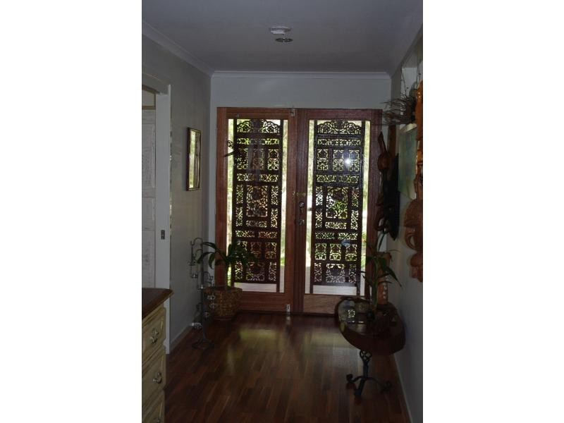 56 Alexander Street, Macleay Island QLD 4184