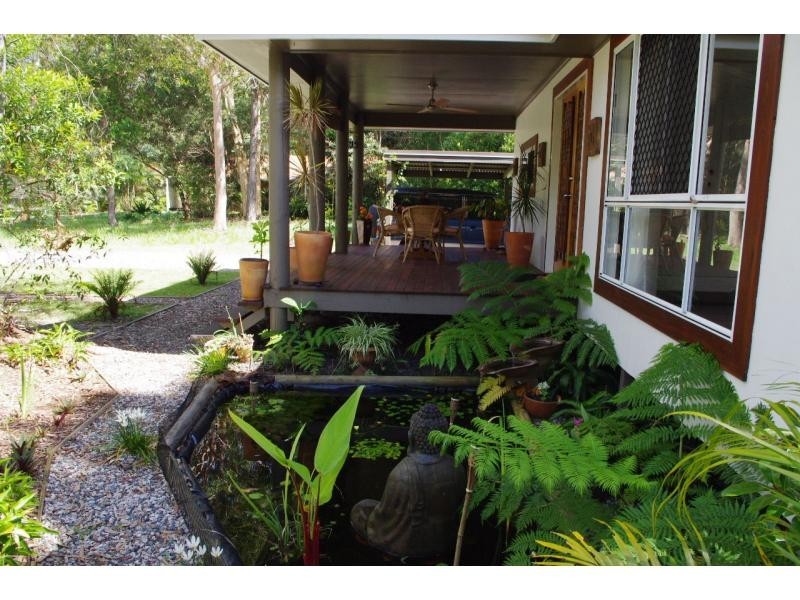 56 Alexander Street, Macleay Island QLD 4184