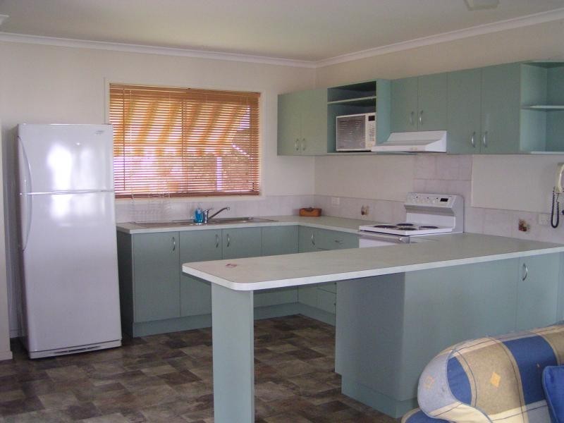 77 Beelong Street North, Macleay Island QLD 4184