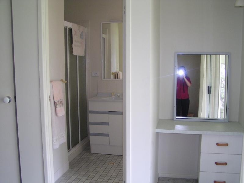 77 Beelong Street North, Macleay Island QLD 4184