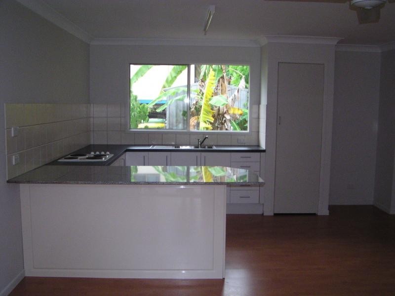 12 Tukkeri Street, Macleay Island QLD 4184