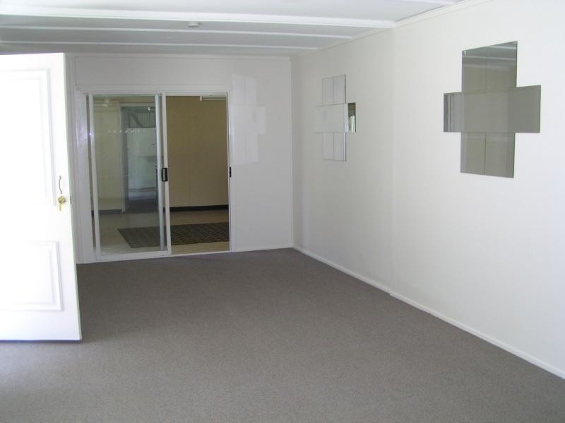 35-37 Nugent Street, Macleay Island QLD 4184