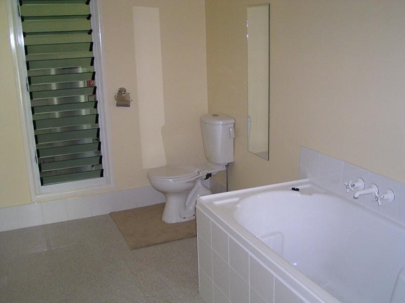 35-37 Nugent Street, Macleay Island QLD 4184