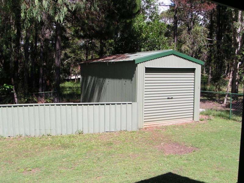 35-37 Nugent Street, Macleay Island QLD 4184