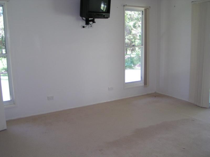 35-37 Nugent Street, Macleay Island QLD 4184