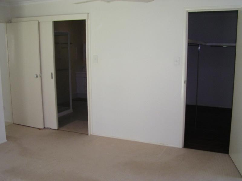 35-37 Nugent Street, Macleay Island QLD 4184