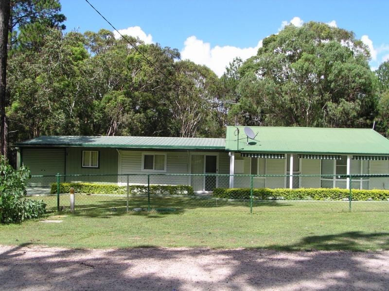 35-37 Nugent Street, Macleay Island QLD 4184