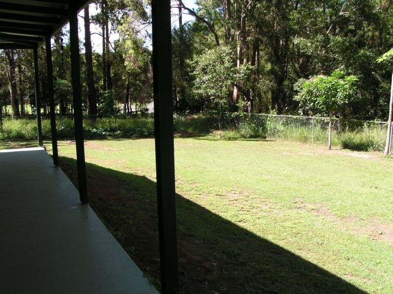 35-37 Nugent Street, Macleay Island QLD 4184