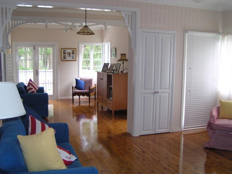 17 Noon-Muckle Street, Macleay Island QLD 4184