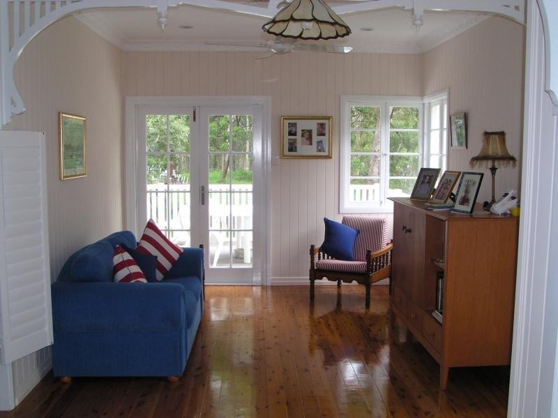 17 Noon-Muckle Street, Macleay Island QLD 4184