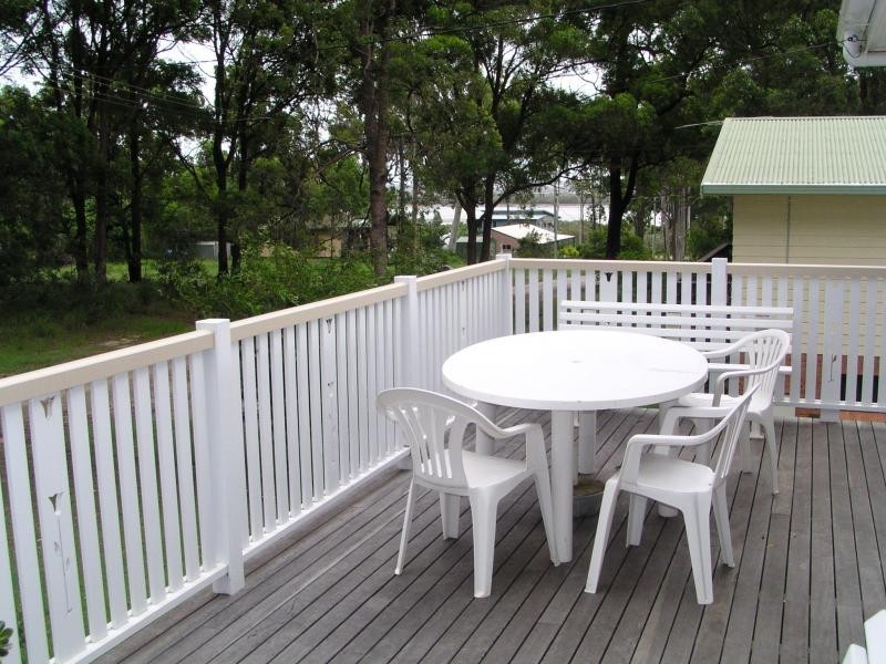17 Noon-Muckle Street, Macleay Island QLD 4184