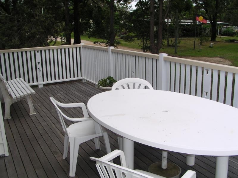 17 Noon-Muckle Street, Macleay Island QLD 4184