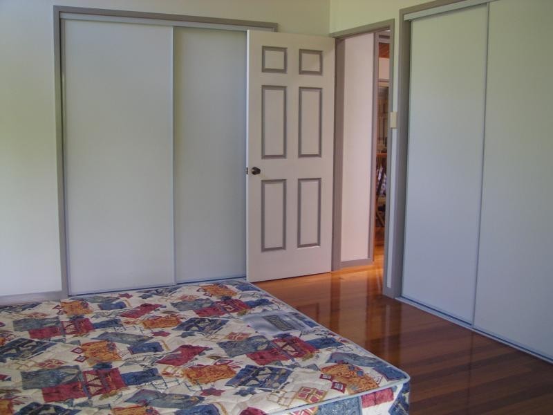 8 Kalara Street, Macleay Island QLD 4184
