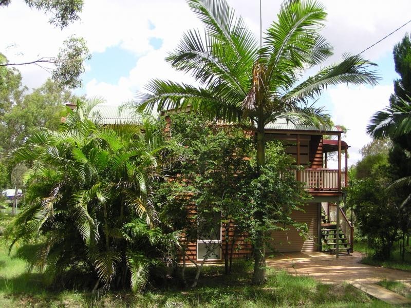 8 Kalara Street, Macleay Island QLD 4184