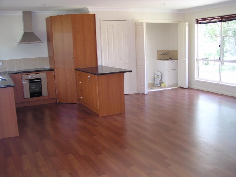 187 High Central Road, Macleay Island QLD 4184