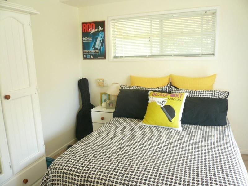 8 Mawarra Street, Macleay Island QLD 4184