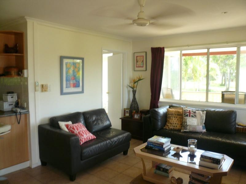 8 Mawarra Street, Macleay Island QLD 4184