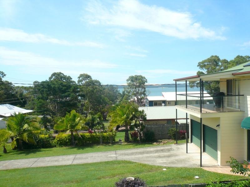 8 Mawarra Street, Macleay Island QLD 4184