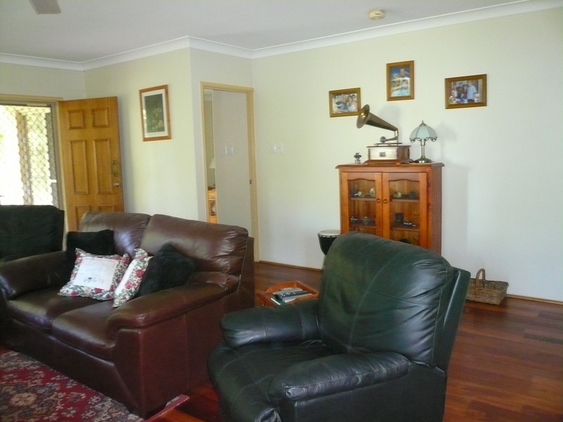23 Marine Street, Macleay Island QLD 4184