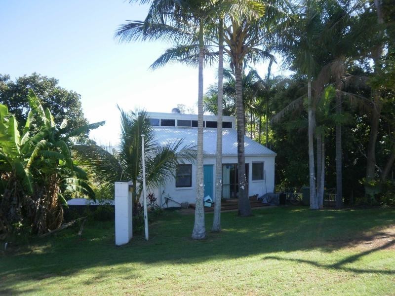 10 McBean Street, Karragarra Island QLD 4184
