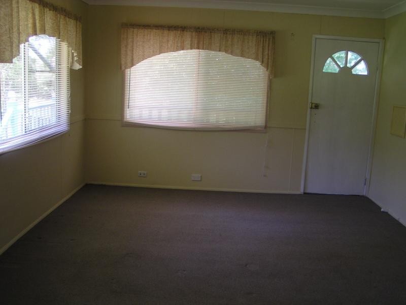 30 Scarborough Terrace, Macleay Island QLD 4184