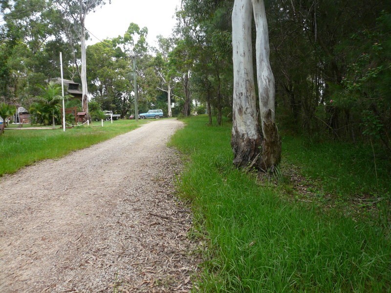 9 Eumina Street, Macleay Island QLD 4184