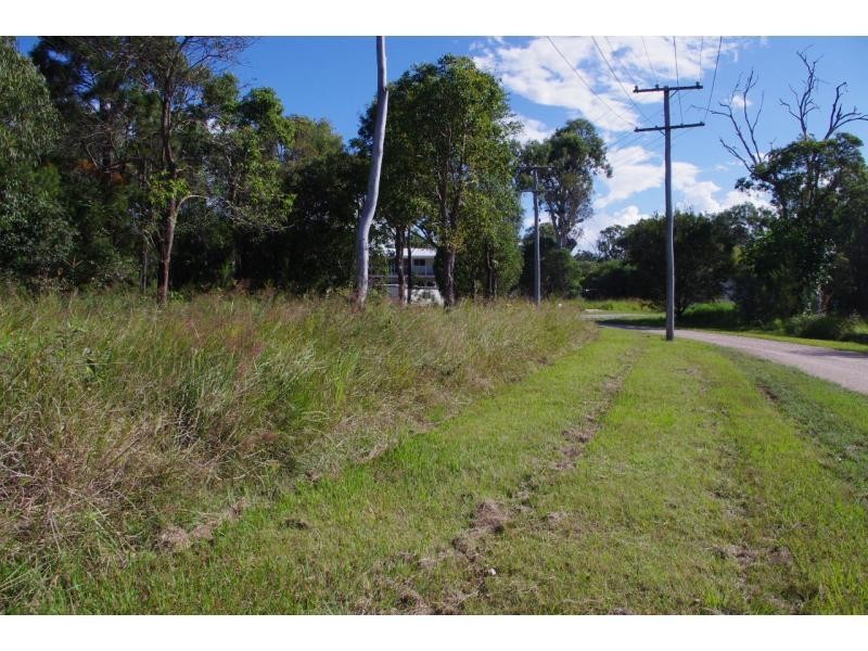 38 Camena Street, Macleay Island QLD 4184