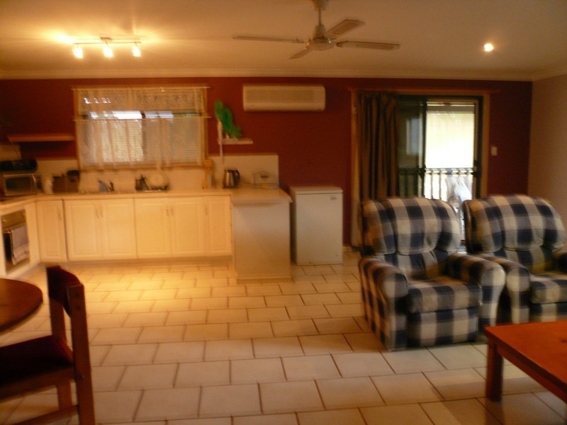 43 Lonicera Street, Macleay Island QLD 4184