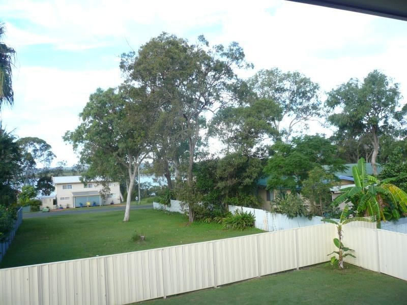 40 Mango Crescent, Macleay Island QLD 4184