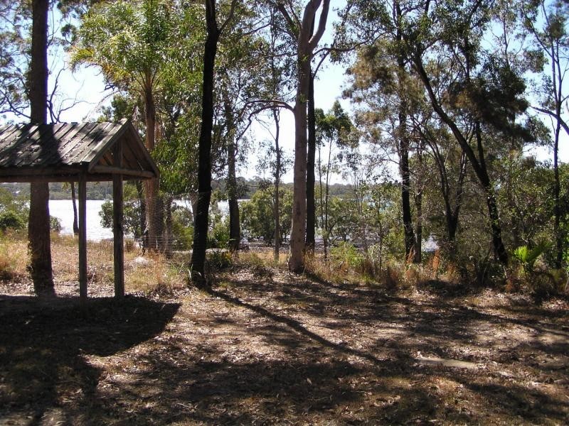 16 The Esplanade, Karragarra Island QLD 4184