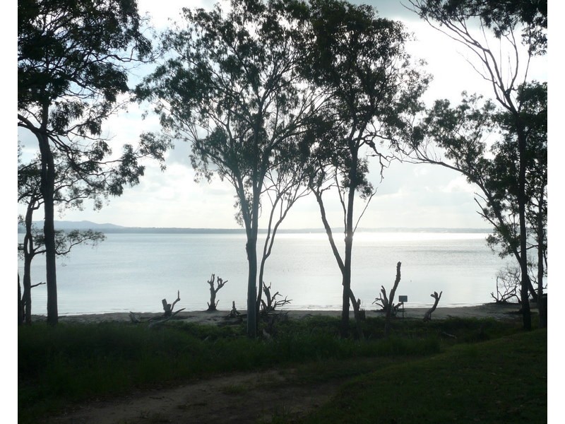 25 Benowa Street, Macleay Island QLD 4184