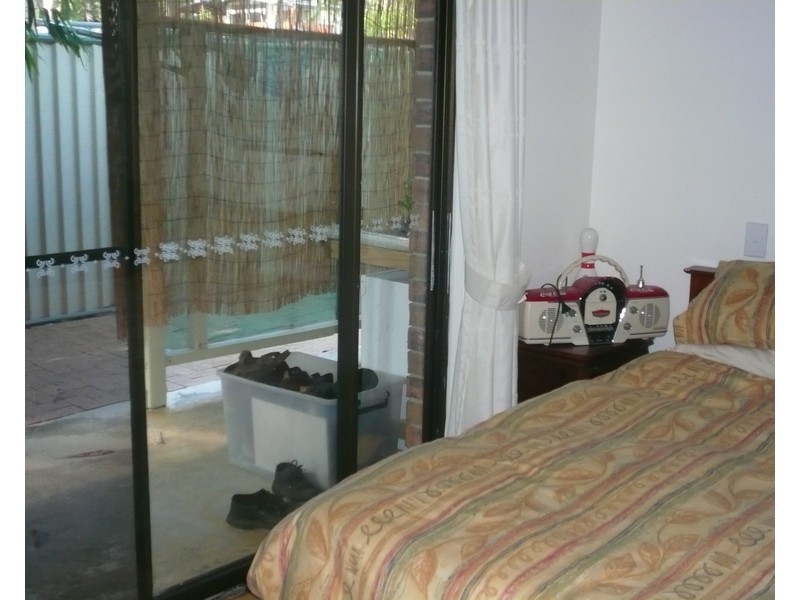 25 Benowa Street, Macleay Island QLD 4184