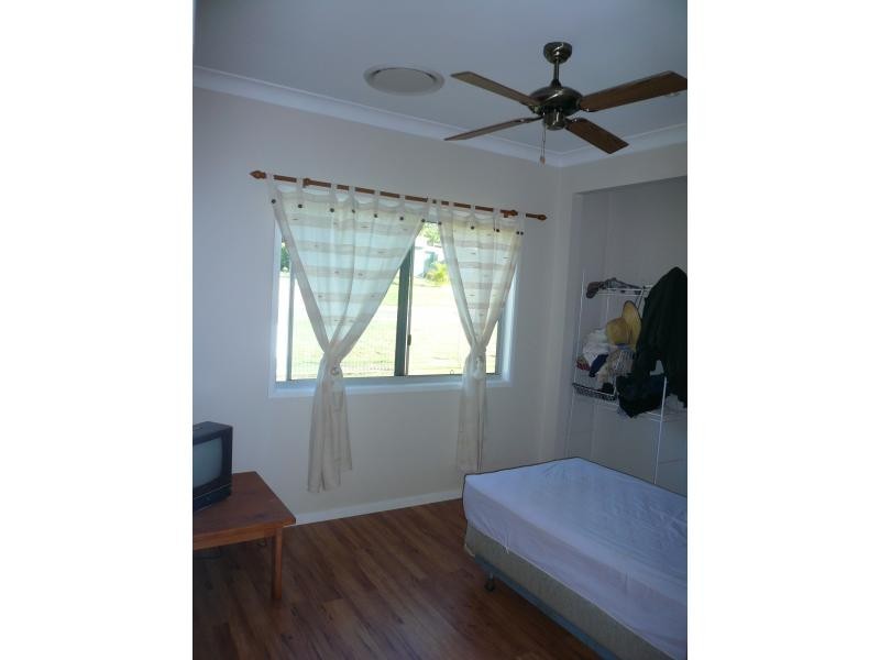 19 Francis Road, Macleay Island QLD 4184