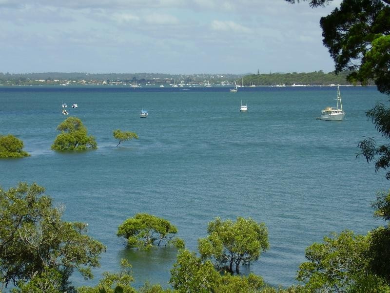 87 Coondooroopa Drive, Macleay Island QLD 4184