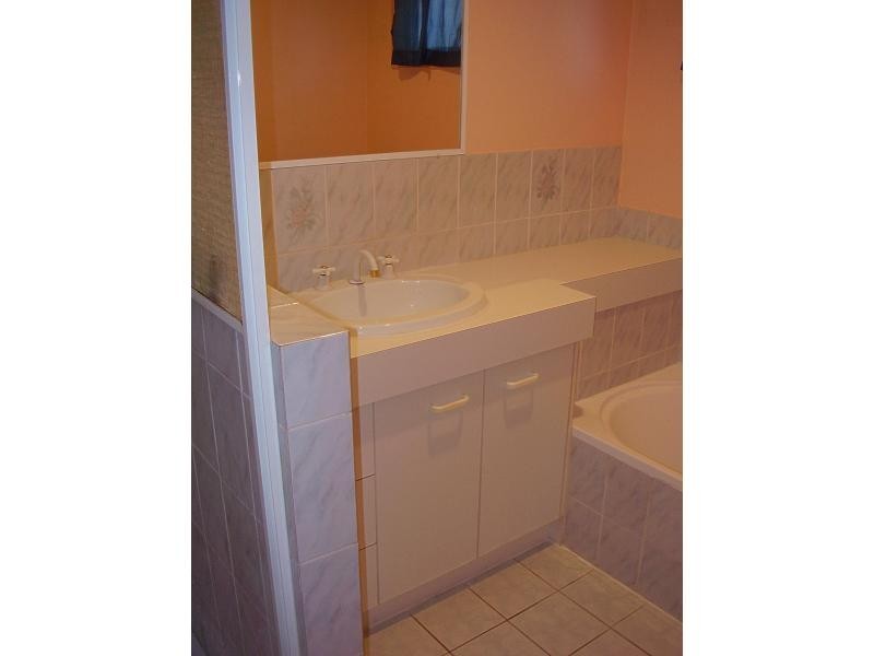 87 Coondooroopa Drive, Macleay Island QLD 4184