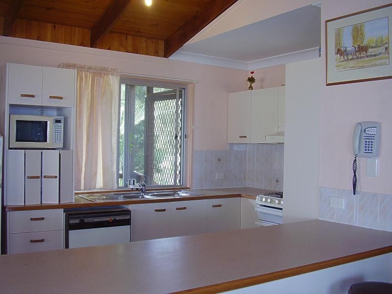 87 Coondooroopa Drive, Macleay Island QLD 4184