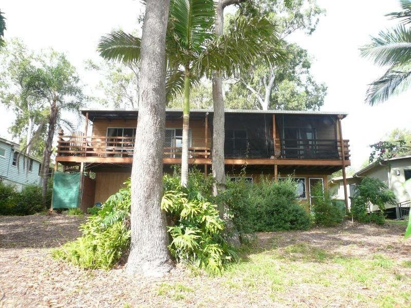 87 Coondooroopa Drive, Macleay Island QLD 4184