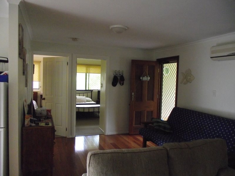 9 Aruma Street, Macleay Island QLD 4184