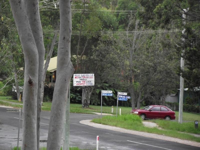 2 Morwong Street, Macleay Island QLD 4184