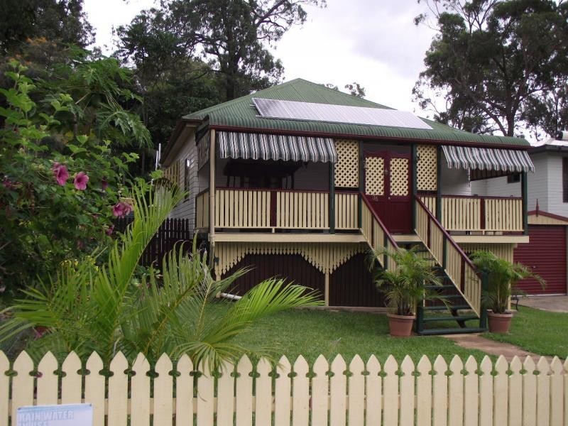 36 Melaleuca Drive, Lamb Island QLD 4184