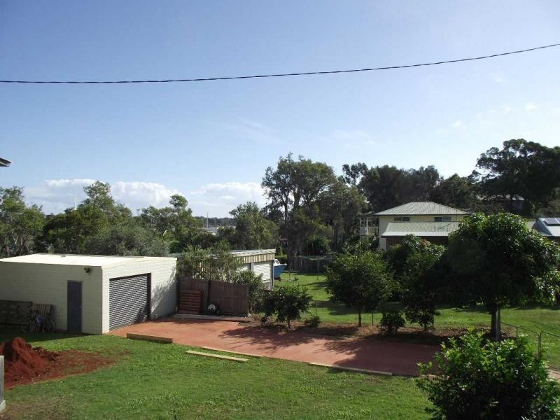 36 Melaleuca Drive, Lamb Island QLD 4184