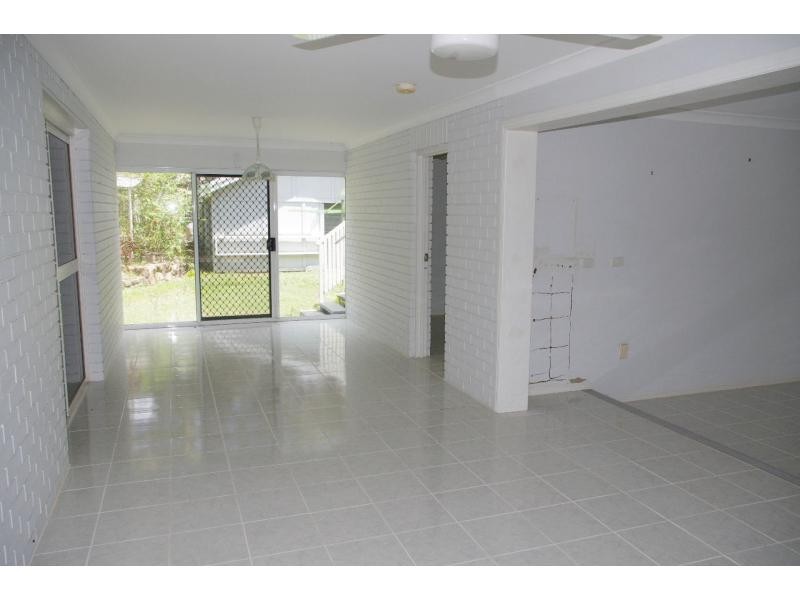 92 Beelong Street, Macleay Island QLD 4184